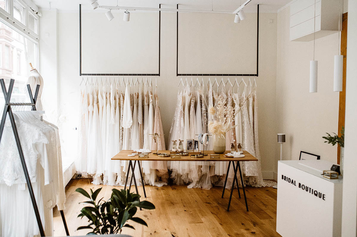 2022 02 21 bridal boutique store 9
